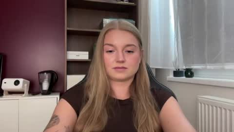 Erica online show from 07-24-26, 12:03