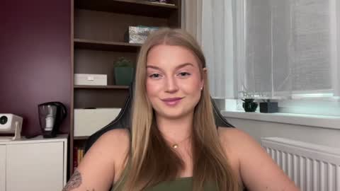 Erica online show from 07-27-26, 09:05