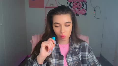 Amelia online show from 04-22-26, 05:21