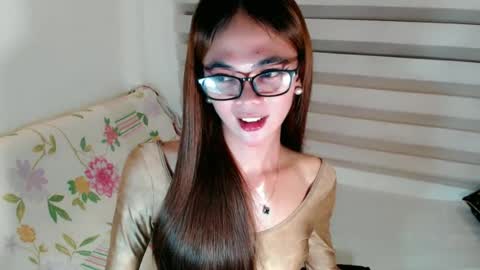 Krestine online show from 06-19-26, 05:12