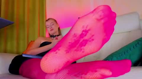 mysticvenus_ online show from 07-15-26, 07:24