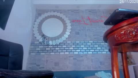          online show from 11-28-25, 08:11