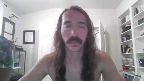 mythrowawayatx online show from 04-10-26, 07:40