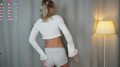Olivia or just olive online show from 06-03-26, 07:08