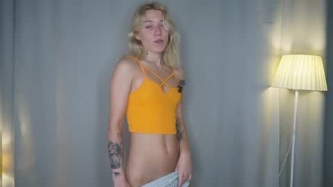 Olivia or just olive online show from 06-22-26, 07:44