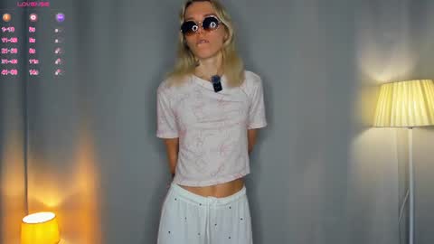 Olivia or just olive online show from 07-26-26, 07:10