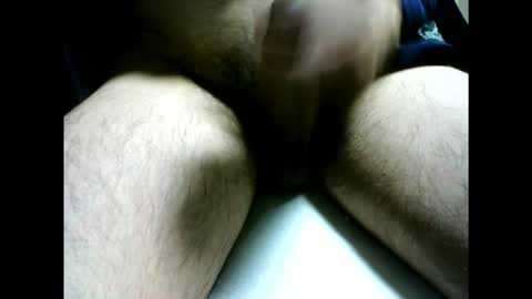 Snapshot of mze44 chatting on 01-12-26, 11:48 mze44 online show from 01-12-26, 11:48