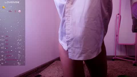 Snapshot of n0_nude chatting on 01-21-25, 12:07 Eva online show from 01-21-25, 12:07