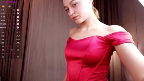 Snapshot of n0_nude chatting on 02-22-25, 11:46 Eva online show from 02-22-25, 11:46