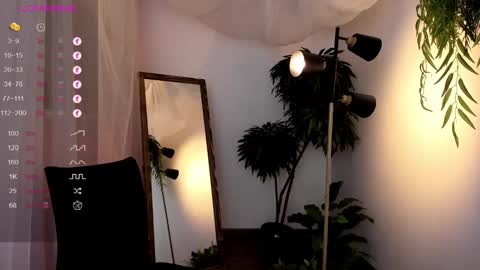 Snapshot of n0_nude chatting on 03-08-25, 03:02 Eva online show from 03-08-25, 03:02