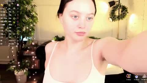 Snapshot of n0_nude chatting on 12-14-25, 10:53 Eva online show from 12-14-25, 10:53