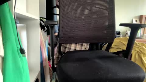 n0facen0case1 online show from 10-22-25, 03:45