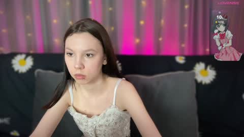 Snapshot of na_prikole_ chatting on 01-16-25, 07:31 Vanessa and Julia  online show from 01-16-25, 07:31