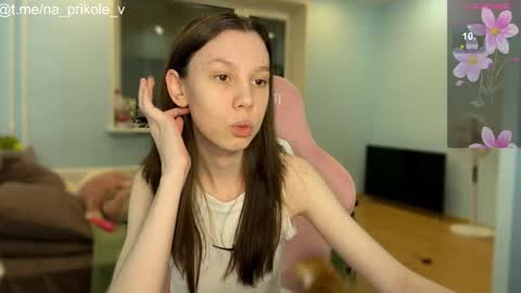 Snapshot of na_prikole_ chatting on 10-17-25, 07:27 Vanessa and Julia  online show from 10-17-25, 07:27