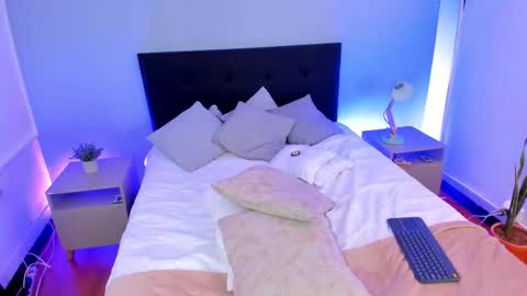 AMY online show from 11-11-25, 09:37