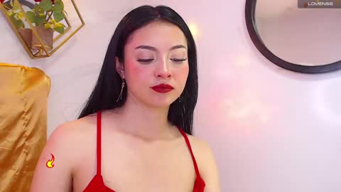 Snapshot of naamah_b chatting on 01-09-25, 04:28 naamah_b online show from 01-09-25, 04:28