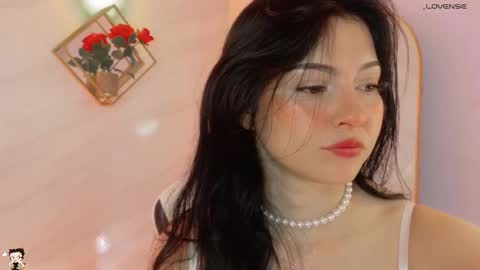Snapshot of naamah_b chatting on 10-10-25, 01:54 naamah_b online show from 10-10-25, 01:54