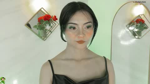 naamah_b online show from 03-17-26, 02:42