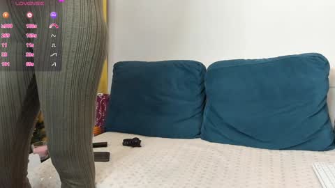 Nadia online show from 12-14-24, 06:41