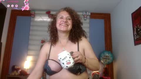 Snapshot of nadia_84 chatting on 05-04-26, 07:43 nadia_84 online show from 05-04-26, 07:43