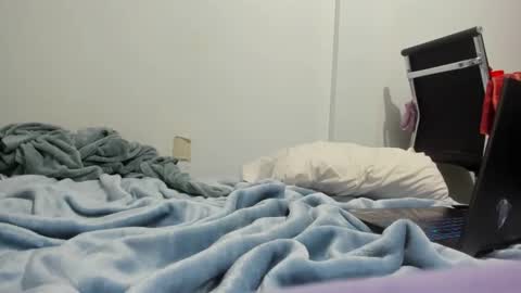 Nadia Clara online show from 12-01-25, 06:18