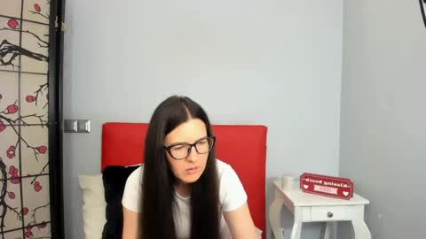 Snapshot of nadiatrue chatting on 06-18-26, 05:06 nadiatrue online show from 06-18-26, 05:06