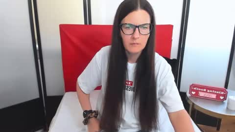 Snapshot of nadiatrue chatting on 06-30-26, 02:51 nadiatrue online show from 06-30-26, 02:51