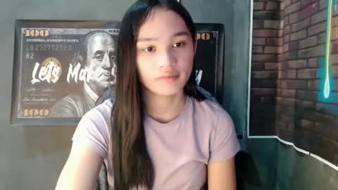 Snapshot of nadiestar chatting on 05-12-26, 12:08 nadiestar online show from 05-12-26, 12:08