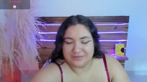 Snapshot of nadine_russo chatting on 11-11-25, 04:29 Nadine online show from 11-11-25, 04:29