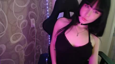 Naemi online show from 09-10-25, 08:14