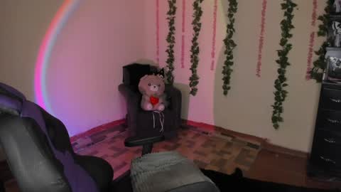 Snapshot of naeniademont chatting on 05-25-26, 01:50 naeniademont online show from 05-25-26, 01:50