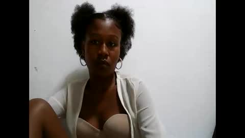 nah296652 online show from 05-26-26, 06:48