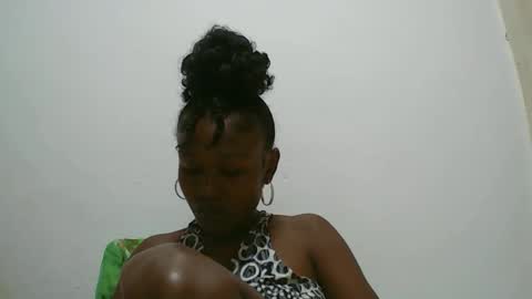 nah296652 online show from 05-27-26, 06:49
