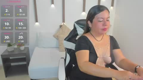 N A H I A online show from 06-11-26, 02:11