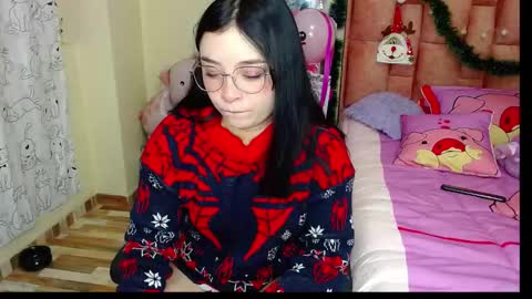 nahia cute     only   online show from 12-25-24, 05:37