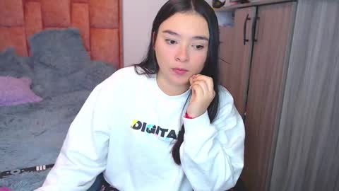 nahia cute     only   online show from 11-24-25, 06:51