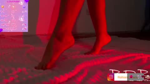 NAHIARA EVANS online show from 03-25-26, 10:05