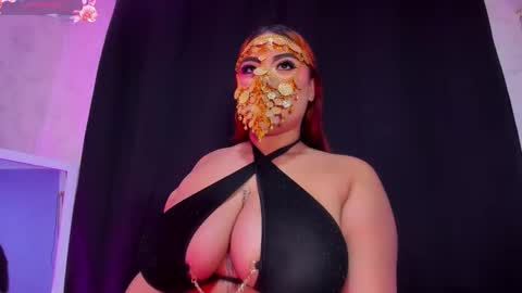 Snapshot of nahiara_lee_ chatting on 10-18-25, 12:06 Nahia online show from 10-18-25, 12:06