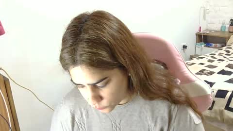 nahiarabiel online show from 06-14-26, 06:54