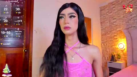 NahiaVictoria  online show from 12-21-24, 04:30