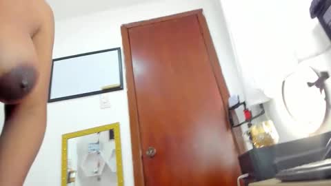 Snapshot of nahirr chatting on 10-14-25, 09:15 Nahirr online show from 10-14-25, 09:15