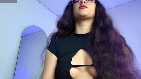 Snapshot of nahomi_blaze56eup chatting on 04-06-26, 07:37 valeria online show from 04-06-26, 07:37