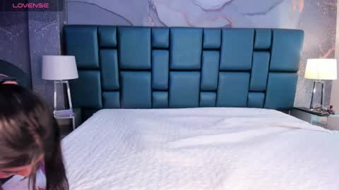 Nahomi online show from 01-12-25, 02:03