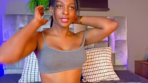  VICTORIA  online show from 11-07-25, 07:47