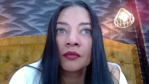 Nahomi online show from 11-22-25, 04:44