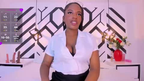 Snapshot of nahomikroft chatting on 09-15-25, 12:49 Nahomi online show from 09-15-25, 12:49