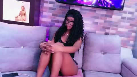 Snapshot of nahomy_james25 chatting on 07-24-26, 12:19 nahomy_james25 online show from 07-24-26, 12:19