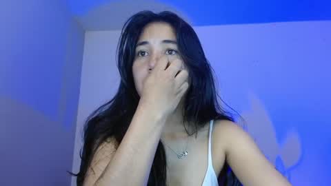 Snapshot of nahomy_rain chatting on 04-10-26, 03:45 online show from 04-10-26, 03:45