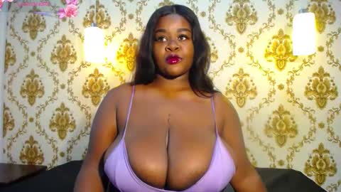Snapshot of nahybig_boobs chatting on 10-02-25, 08:27 Karatbby online show from 10-02-25, 08:27