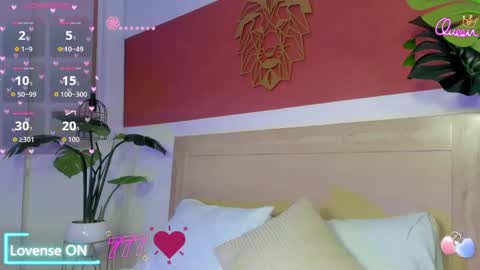 Snapshot of naiara30_ chatting on 04-27-26, 07:23 N A I A R A online show from 04-27-26, 07:23